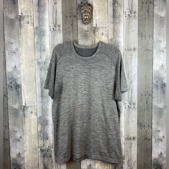 Lululemon Metal Vent Tech Short Sleeve in Raceway Grey / Slate Size XL. - Picture 2 of 13
